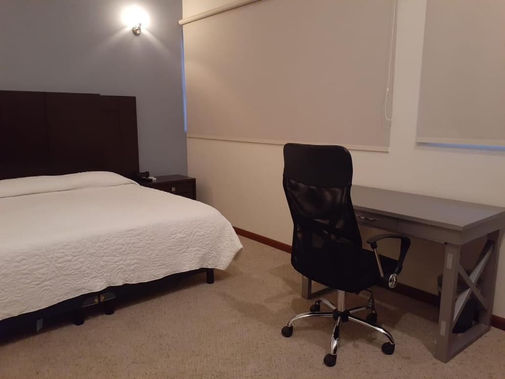 Hotel Candelero Yuriria Eksteriør bilde